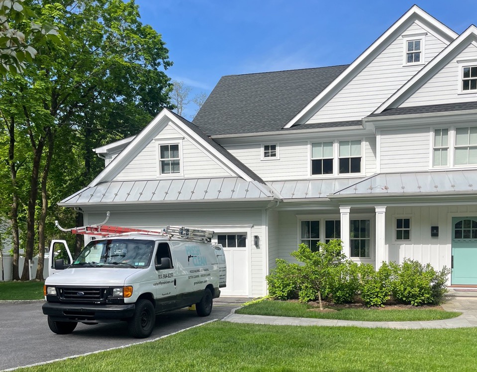 Affordable commercial pressure washing service in Tarrytown, NY by PreshClean